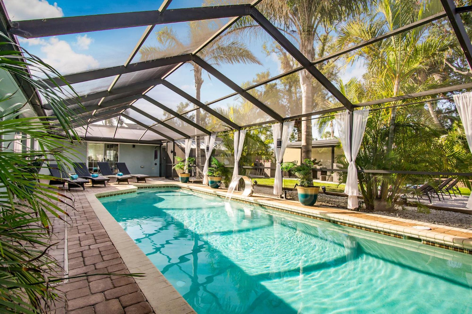 Beach Cottage With Heated Pool Just Off Siesta Key Сарасота Екстер'єр фото
